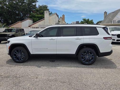 Bright White Clearcoat 2026 Jeep Grand Cherokee L Limited