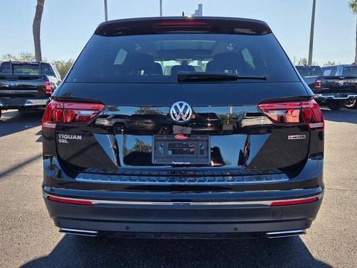 2019 Volkswagen Tiguan 2.0T SEL Premium