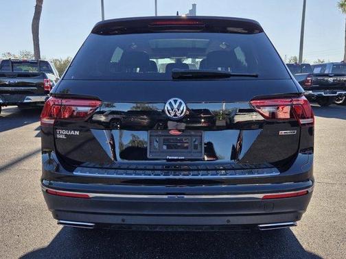 2019 Volkswagen Tiguan 2.0T SEL Premium