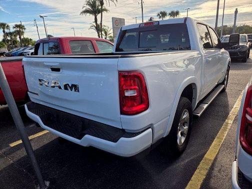 Bright White Clearcoat 2025 RAM 1500 Big Horn/Lone Star