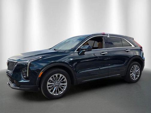 Emerald 2025 Cadillac XT4 Premium Luxury