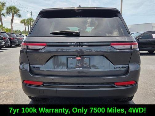 Metallic 2025 Jeep Grand Cherokee Limited