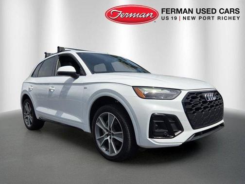 Arkona White 2025 Audi Q5 45 S line quattro Premium
