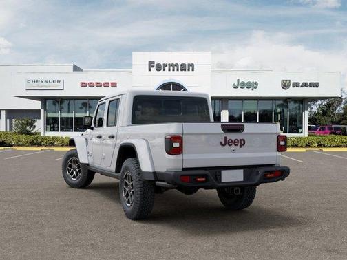 Bright White Clearcoat 2026 Jeep Gladiator Rubicon