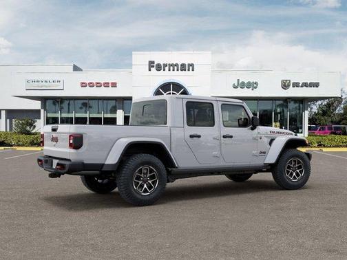 Bright White Clearcoat 2026 Jeep Gladiator Rubicon
