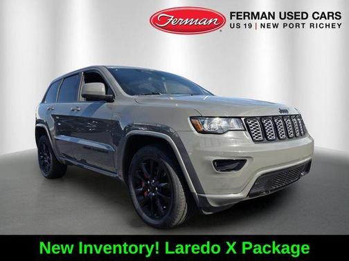 Sting Gray Clearcoat 2021 Jeep Grand Cherokee Laredo X
