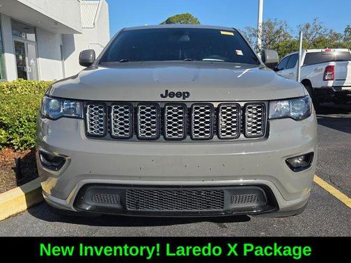 Sting Gray Clearcoat 2021 Jeep Grand Cherokee Laredo X