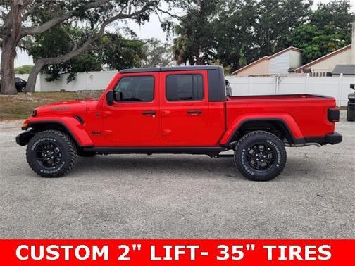 2026 Jeep Gladiator Sport