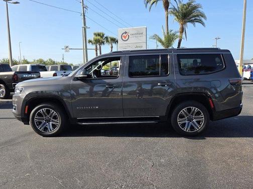 Metallic 2024 Jeep Wagoneer Series II