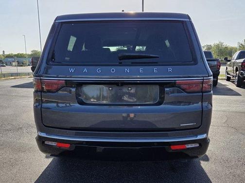 Metallic 2024 Jeep Wagoneer Series II