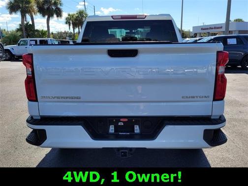 2022 Chevrolet Silverado 1500 Limited Custom