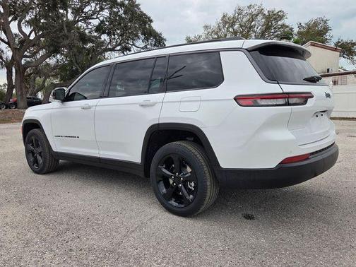 Bright White Clearcoat 2026 Jeep Grand Cherokee L Limited