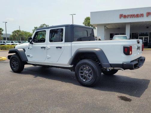 2025 Jeep Gladiator Sport