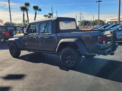2025 Jeep Gladiator Sport