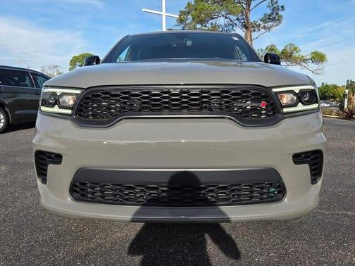 Destroyer Gray Clearcoat 2026 Dodge Durango GT