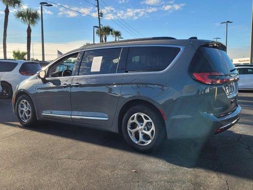 2023 Chrysler Pacifica Limited