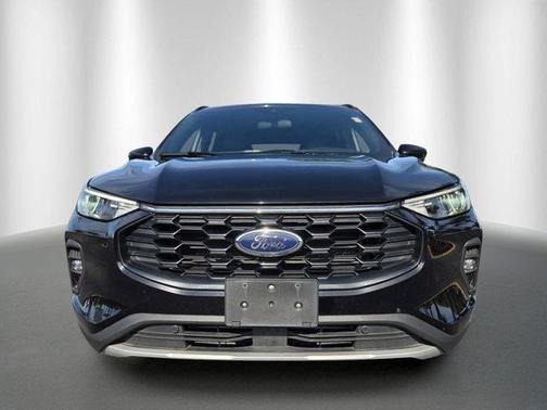 Black Metallic 2025 Ford Escape ST-Line Select