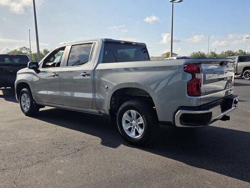 Sterling Gray Metallic 2025 Chevrolet Silverado 1500 LT