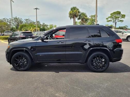 2021 Jeep Grand Cherokee Laredo X