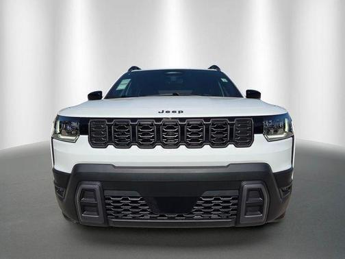 Bright White Clearcoat 2026 Jeep Cherokee LAREDO/LIMITED