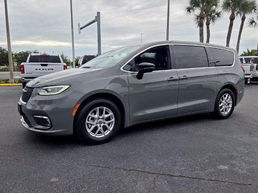 Ceramic Gray Clearcoat 2025 Chrysler Pacifica Select