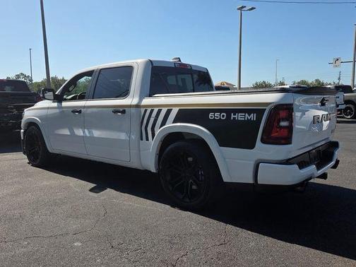 Bright White Clearcoat 2026 RAM 1500 Big Horn/Lone Star