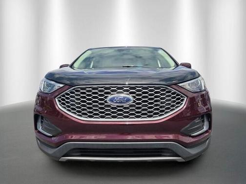 Burgundy 2024 Ford Edge SEL