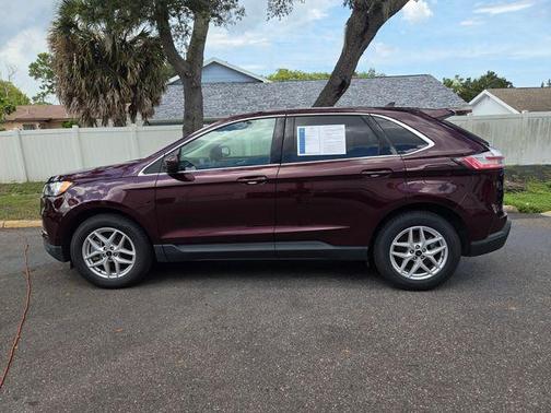 Burgundy 2024 Ford Edge SEL
