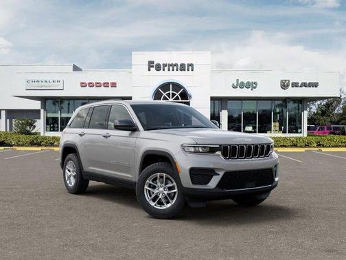 Silver Zynith 2026 Jeep Grand Cherokee Laredo X