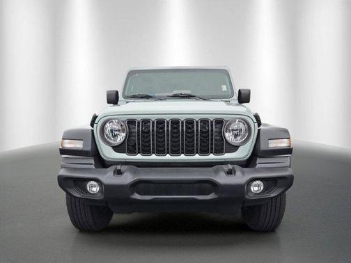 Earl Clearcoat 2024 Jeep Wrangler Sport