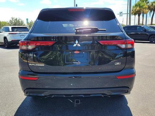 2024 Mitsubishi Outlander SE Black Edition