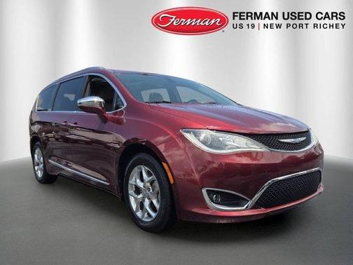 Velvet Red Pearlcoat 2018 Chrysler Pacifica Limited