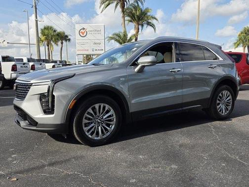 Silver Metallic 2025 Cadillac XT4 Premium Luxury