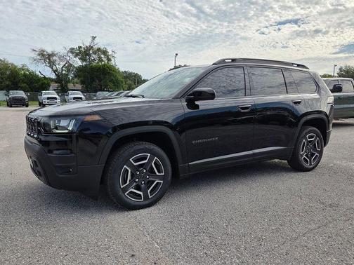 Diamond Black 2026 Jeep Cherokee LAREDO/LIMITED