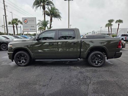 TANK 2027 RAM 1500 Big Horn/Lone Star