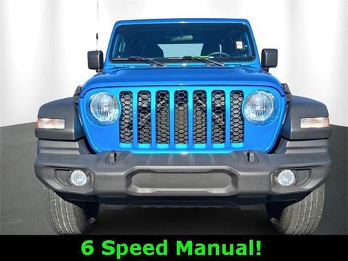 2021 Jeep Gladiator Sport