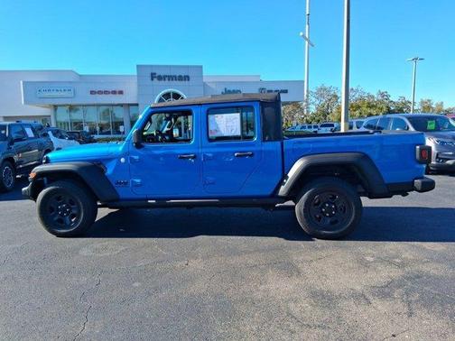 2021 Jeep Gladiator Sport