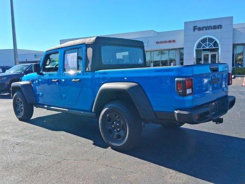 2021 Jeep Gladiator Sport