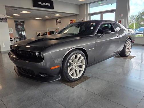 Granite Crystal Clearcoat Metallic 2020 Dodge Challenger R/T