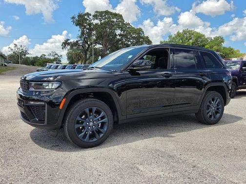 Diamond Black 2026 Jeep Grand Cherokee Sport