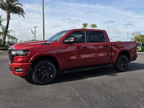 Molten Red Pearlcoat 2027 RAM 1500 Big Horn/Lone Star
