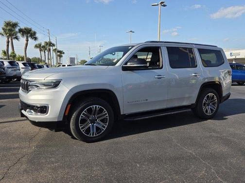 Silver Zynith 2023 Jeep Wagoneer Base