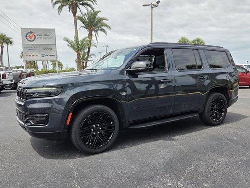 Riverrock Green 2023 Jeep Wagoneer Series II