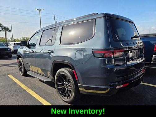Riverrock Green 2023 Jeep Wagoneer Series II
