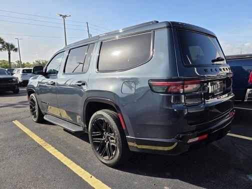 Riverrock Green 2023 Jeep Wagoneer Series II
