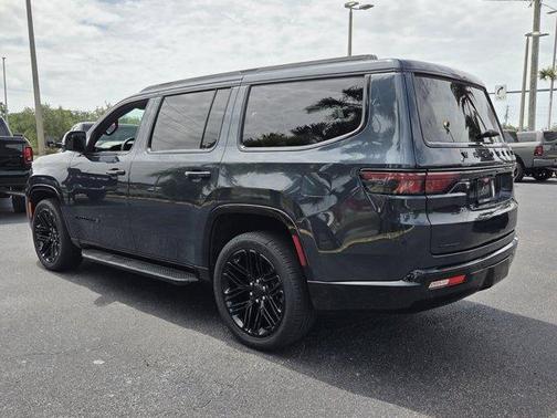 Riverrock Green 2023 Jeep Wagoneer Series II