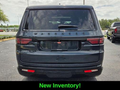 Riverrock Green 2023 Jeep Wagoneer Series II