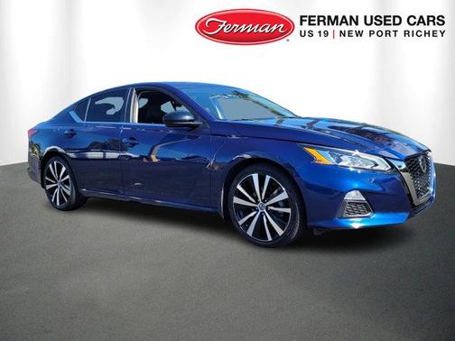 2022 Nissan Altima 2.5 SR