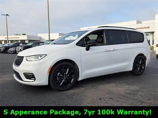 2024 Chrysler Pacifica Limited