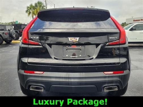 2020 Cadillac XT4 Luxury